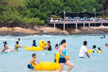 Rayong, Tayland - May, 10, 2019 : Tanımlanamayan isim İnsanlar Play