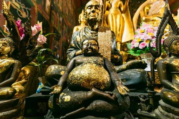 Ayutthaya Tailandia Julio 2018 Buda Oro Wat Phanan Choeng Estatua — Foto de Stock