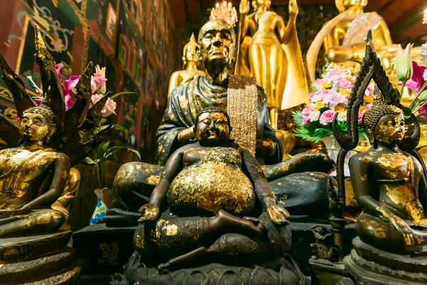 Ayutthaya Tailandia Julio 2018 Buda Oro Wat Phanan Choeng Estatua — Foto de Stock