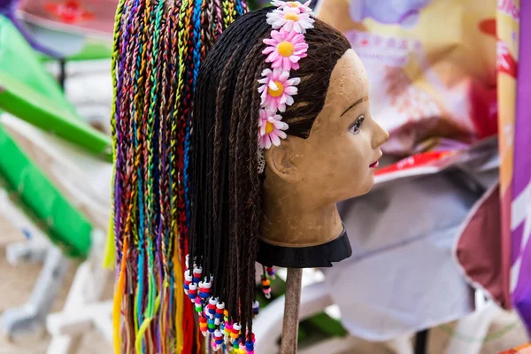 Deadlock Hair Style Display Head Puppet — Stock Photo, Image