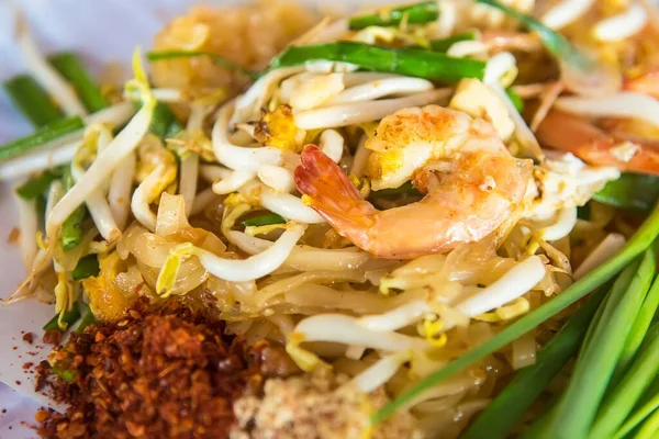 Fokus Selektif Makanan Thailand Pad Thai Stir Goreng Mie Dengan — Stok Foto