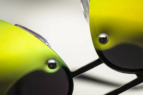 Gafas Sol Con Gafas Verdes Grandes — Foto de Stock