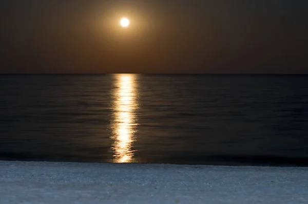 Lunar Reflection Sea Full Moon Beach Shore Night — Stock Photo, Image