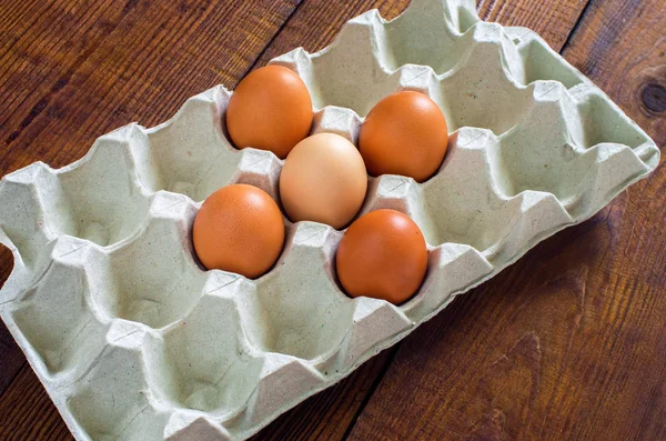 Five Chicken Eggs Tray Center Bright — Stock Photo, Image