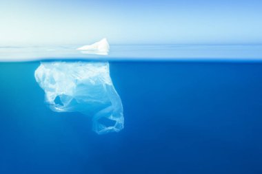 plastik torba suda yüzen, buzdağı metafor