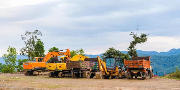Nepal Pokhara Sedi Bagar May 2020 Crawler Excavators Industrial Trucks — Stock Photo, Image