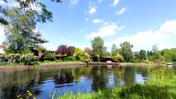 Blick Auf Den Kanal Schöne Häuser Erstaunliche Szene — Stockvideo