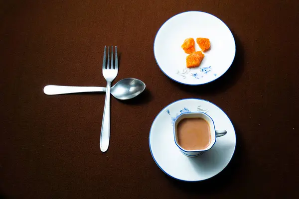 南印度一种有机健康的自制奶茶 桌上放着白糖 — 图库照片