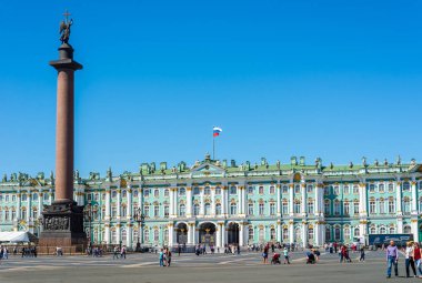 Saint Petersburg, Rusya Federasyonu - 24 Mayıs, 2018: Saray Meydanı Devlet Hermitage Müzesi ve Kış Sarayı, Saint Perersburg, Rusya