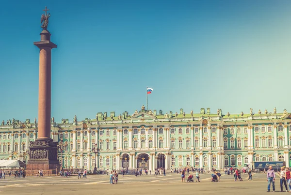 Sankt Petersburg Ryssland Maj 2018 Palatstorget Med Eremitaget Och Vinterpalatset — Stockfoto