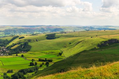 Castleton ve Peak District Milli Parkı, İngiltere, İngiltere'de Edale yakınlarındaki Mam Tor tepe