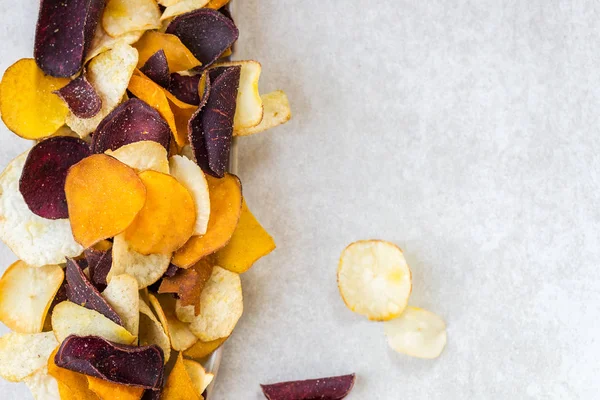 Tazón de bocadillo saludable de patatas fritas vegetales — Foto de Stock