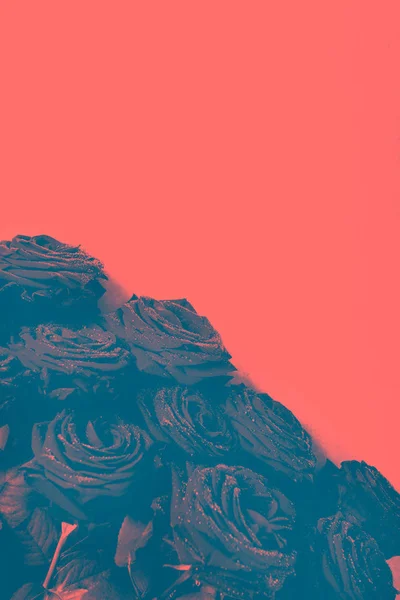 Luksusowy Bukiet Czerwonych Róż Widok Góry Miejsce Efekt Bichromii Życia — Zdjęcie stockowe