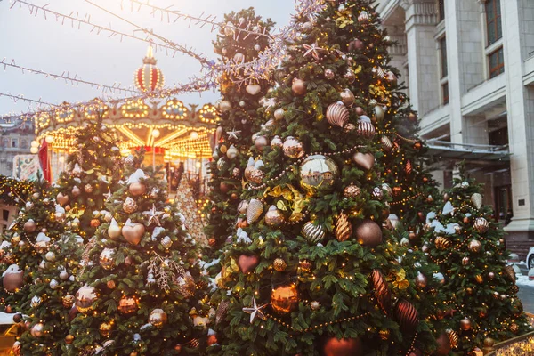 Різдво і новий рік у Москві на червоній Сквайр — стокове фото