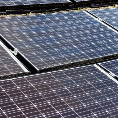 Güneş panelleri, alternatif elektrik kaynağı, yeşil güç,