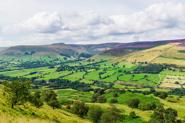 MAM Tor hegy közelében Castleton és Edale a Peak District Park — Stock Fotó