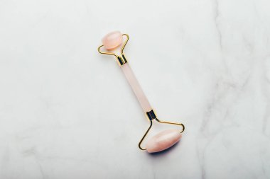 Rose Quartz Yeşim yüz silindiri