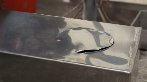 Technician Cut Aluminium Plate Using Scissors — Stock Video