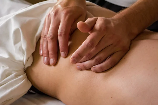 Closeup Masseur Doing Body Massage — Stock Photo, Image