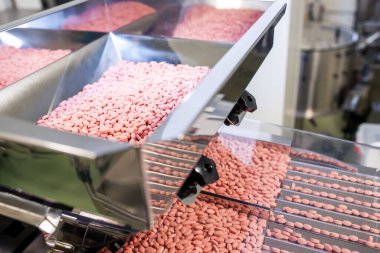 Laboratuvarda uyuşturucu ve aşı üretimi