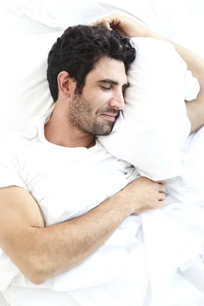 Dormire Bello Uomo Letto — Foto Stock