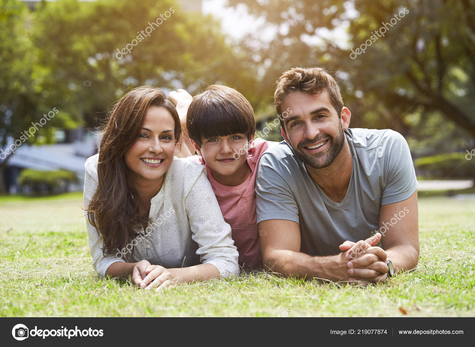 Mom Dad Son Smiling Park Stock Photo C Sanneberg 219077874