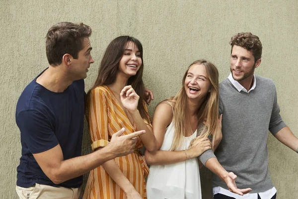 Two Couples Laughing Together Wall — Stock Photo, Image
