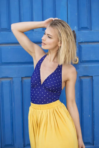 Beautiful Young Blond Woman Blue Top Looking Away — Stock Photo, Image
