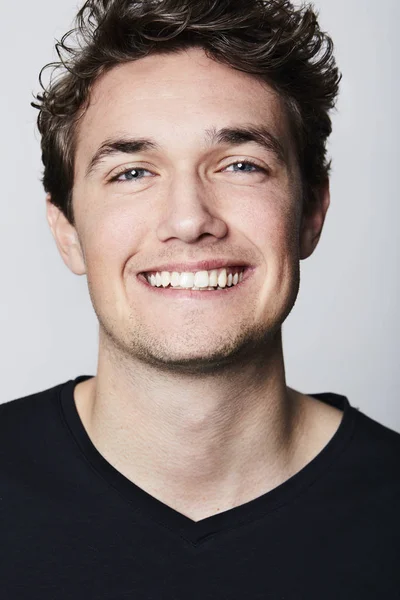 Portrait Smiling Young Man Close — Stock Photo, Image