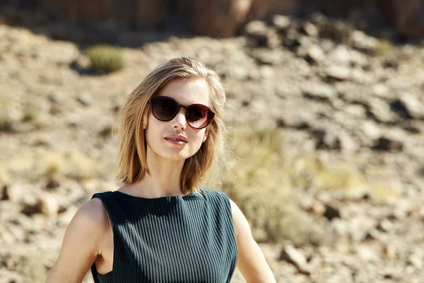 Ung Blond Modell Solglasögon Porträtt — Stockfoto