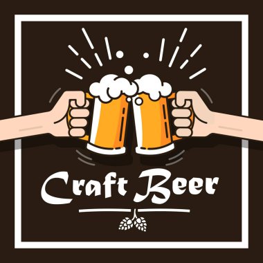 İki el bira ile kupalar clink. Afiş, afiş, el ilanları ve promosyon malzemesi için bira arka plan konsepti. Bardaki insanlar bira bardakları. Partide eğlenen arkadaşlar.