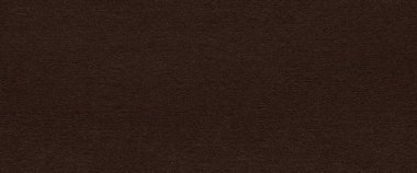 Bu resim, serin bir sabahta demlenmiş bir fincanın rahatlatıcı kucaklamasını andıran, derin ve pürüzsüz bir espressoyu tasvir ediyor.