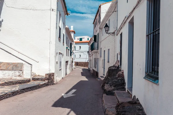 Pueblo Mediterráneo Cadaques Cataluña Costa Brava Españapaisaje Marítimo Con Cadaques — Foto de Stock