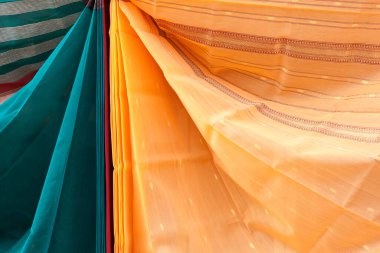 Hindistan 'ın popüler Maheshwari sari modeli Madhya Pradesh' ten yakın çekimler.