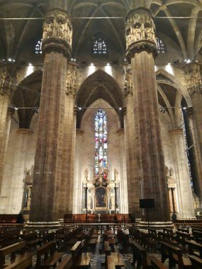 Milano, İtalya 'nın Gotik Katedralinin İç Tasarımı 