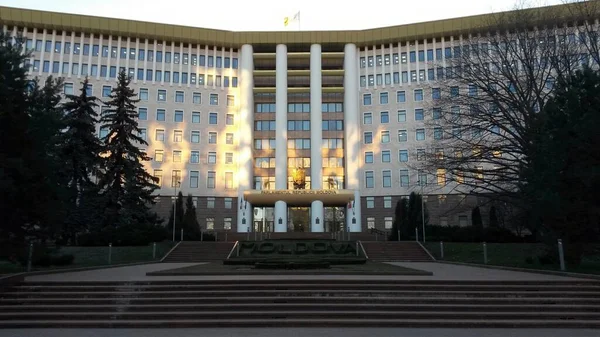 Edifício Parlamento Chisinau Moldávia — Fotografia de Stock