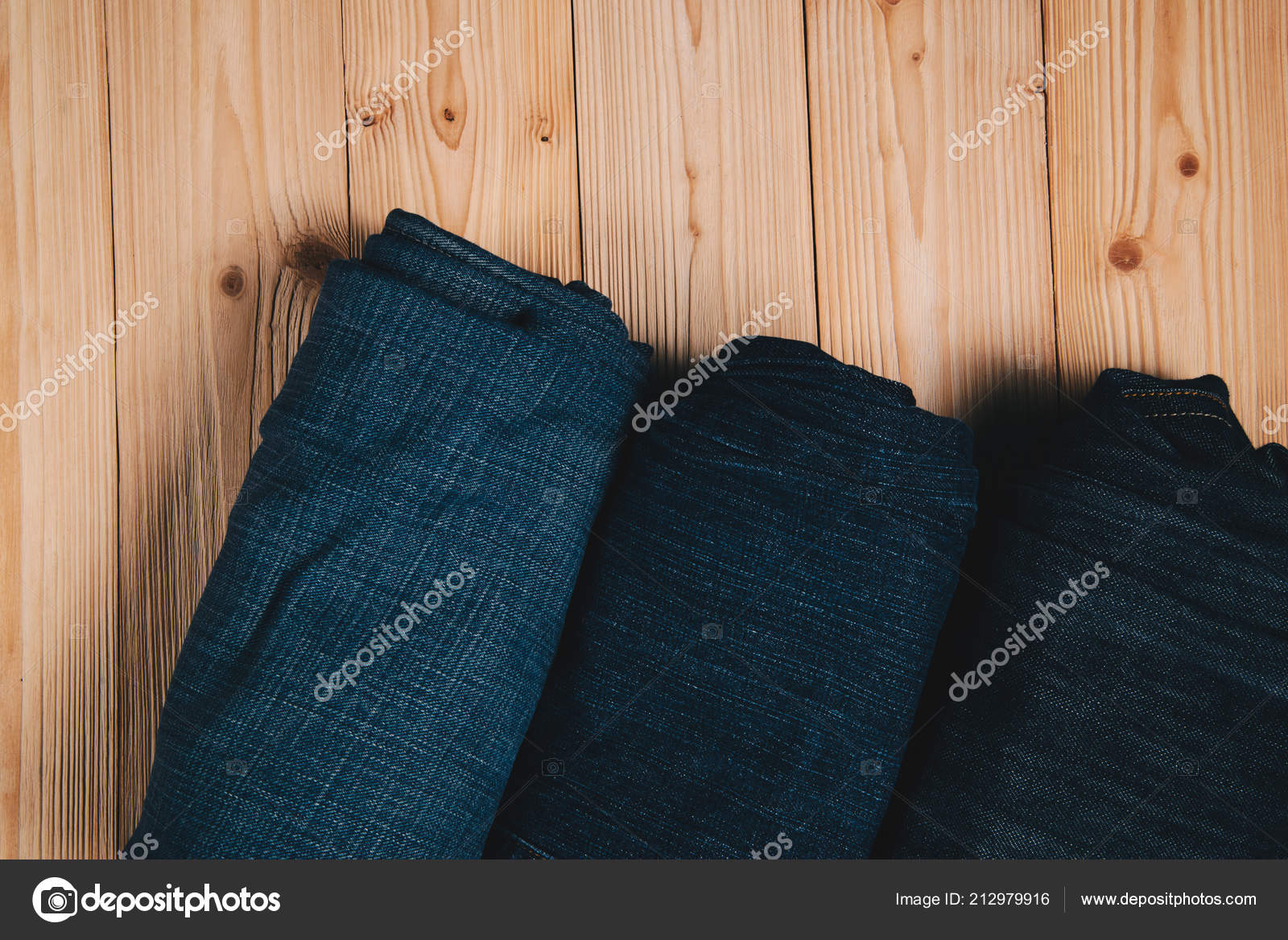 Rotolo Frayed Jeans Jeans Blu Collezione Denim Fondo Tavolo