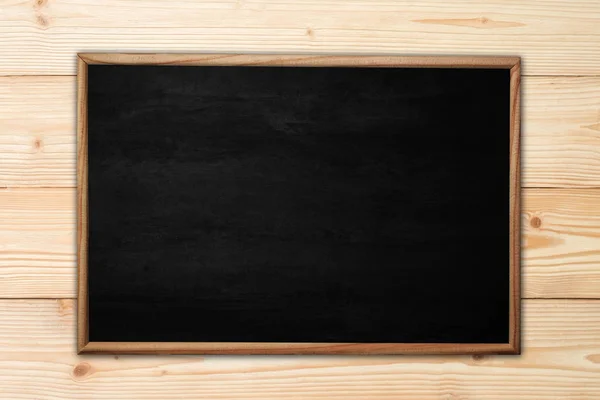 Abstracte blackboard of schoolbord met frame op houten pagina — Stockfoto