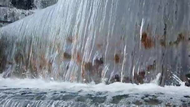 Macro Shot Water Flow Falling Water Making Foam Fountain Slow — Stock Video