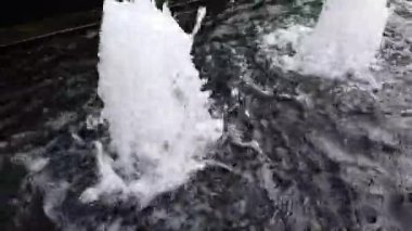 Su Çeşmesi ateş ve damla sıçrama, UHD, 4k Ultra HD