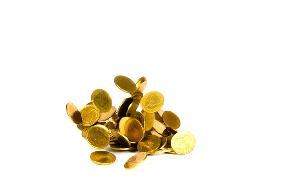 Hulló arany érme, repülő érme, eső pénzt elszigetelt fehér bac — Stock Fotó