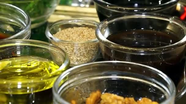 Ingtidients Coocing Sauces Oil Nuts Tray Different Sauces Glass Bowls — Stock Video