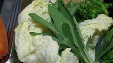 ingtidients salata, marul salata karışımı, için taze karışık yeşil salata, yeşil salata ve yağ ve soya sosu