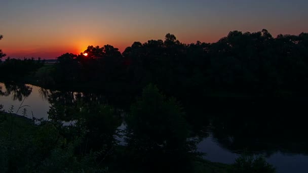 Timelapse Paesaggio Con Alba Sul Fiume Timelapse Alba Agli Alberi — Video Stock