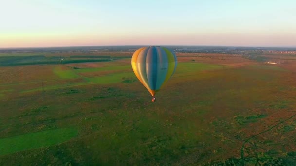 Globo Aéreo Vuelo Atardecer Globo Aéreo Despegue Atardecer Globos Aéreos — Vídeo de stock