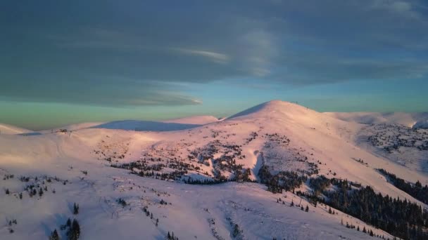 Kış Karpat Dağları Gündoğumu Havadan Görünümü Gündoğumu Havadan Görünümü Kış — Stok video