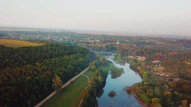 Letecký Pohled Řeku Při Východu Slunce Letecký Pohled Ranní Mlhu — Stock video