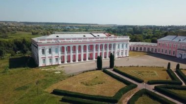 Tulchin Potocki sarayının havadan görünümü, Tulchin Polonya lı işadamları Potocki antik saray havadan görünümü, Ukrayna