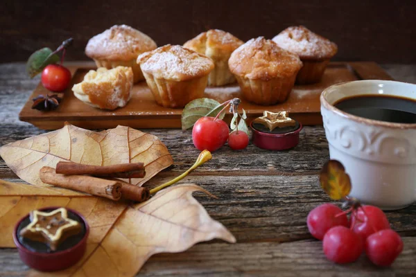 Autumn coffee break: cinnamon apple muffins and red paradise apples