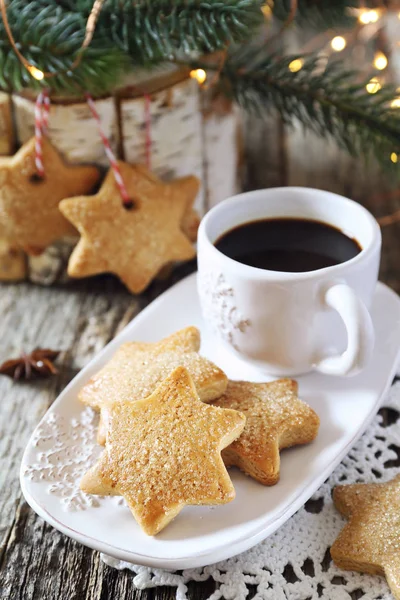 Postre de Año Nuevo: galletas de café y canela de Navidad — Foto de Stock